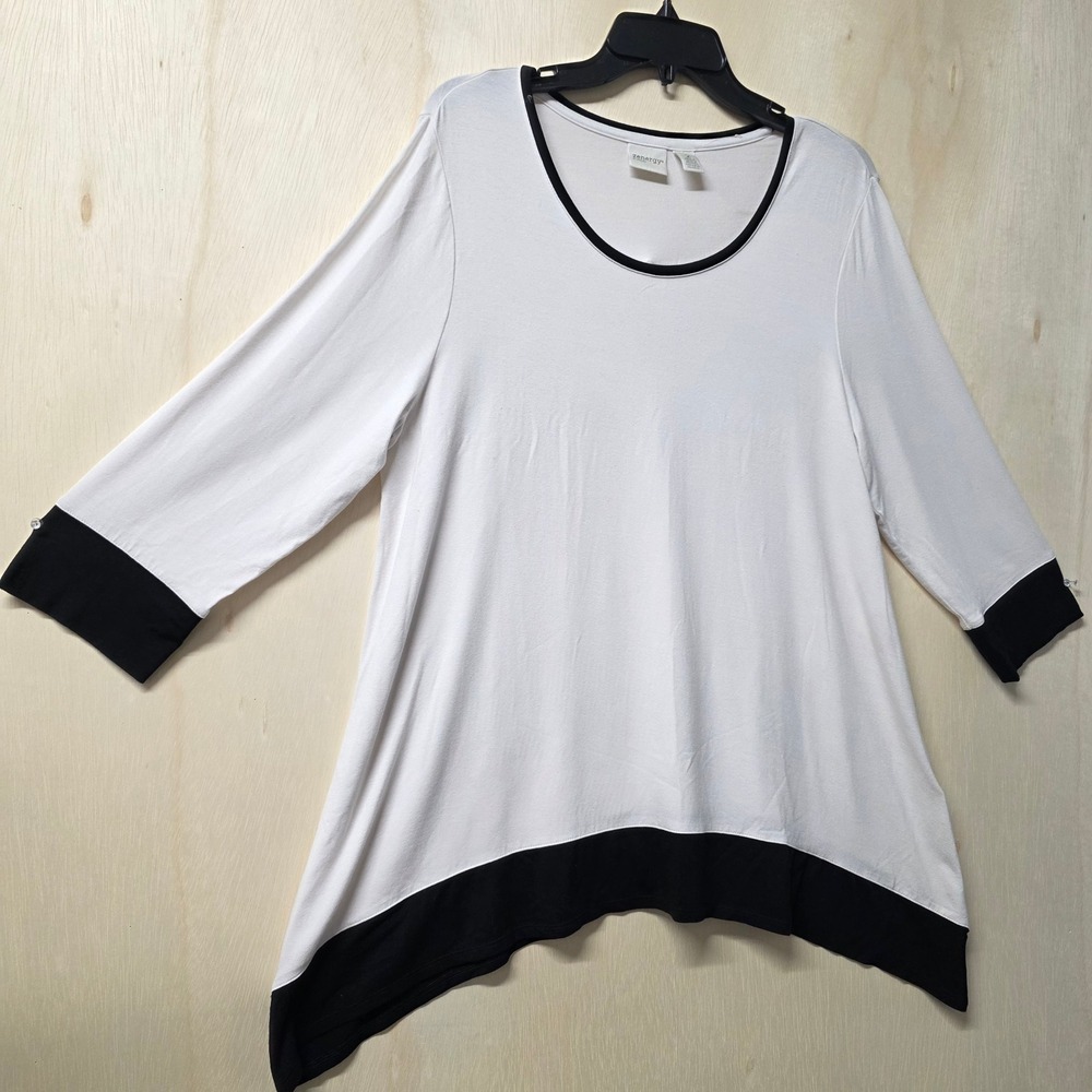 Chicos Zenergy White Black Colorblock Sharkbite Tunic Top Size 2‎ L Large Mens - Picture 16 of 16